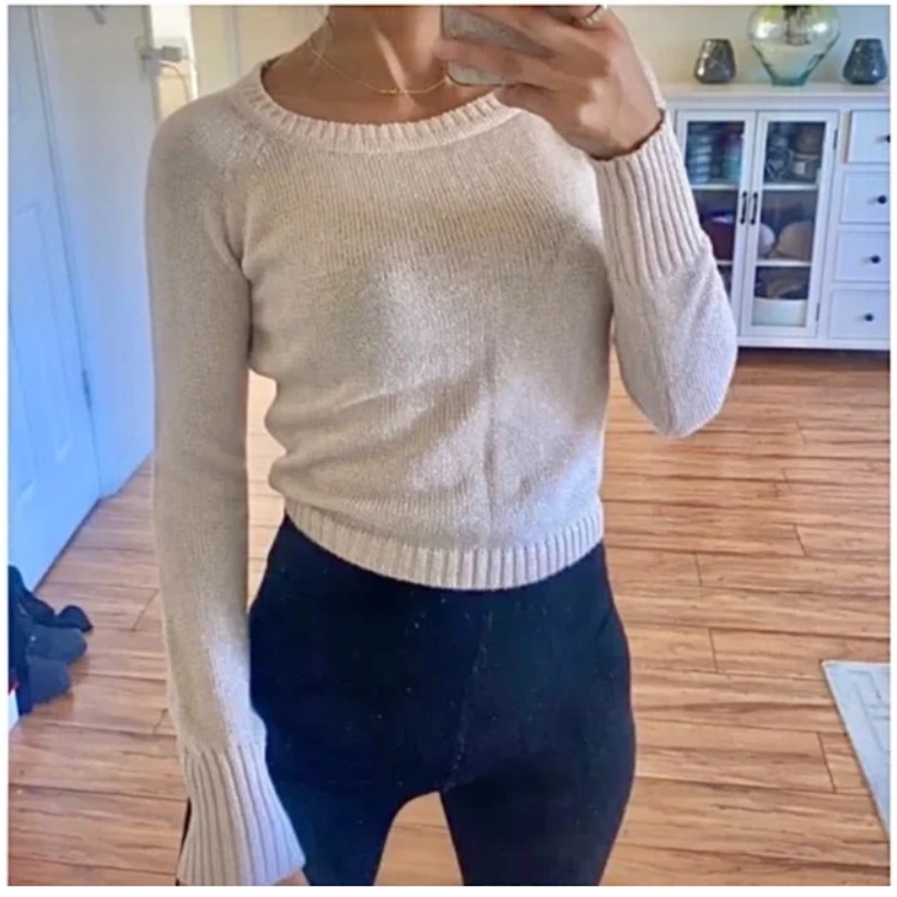 🪞 bebe ribbed shimmer knit long sleeve dressy crew neck sweater